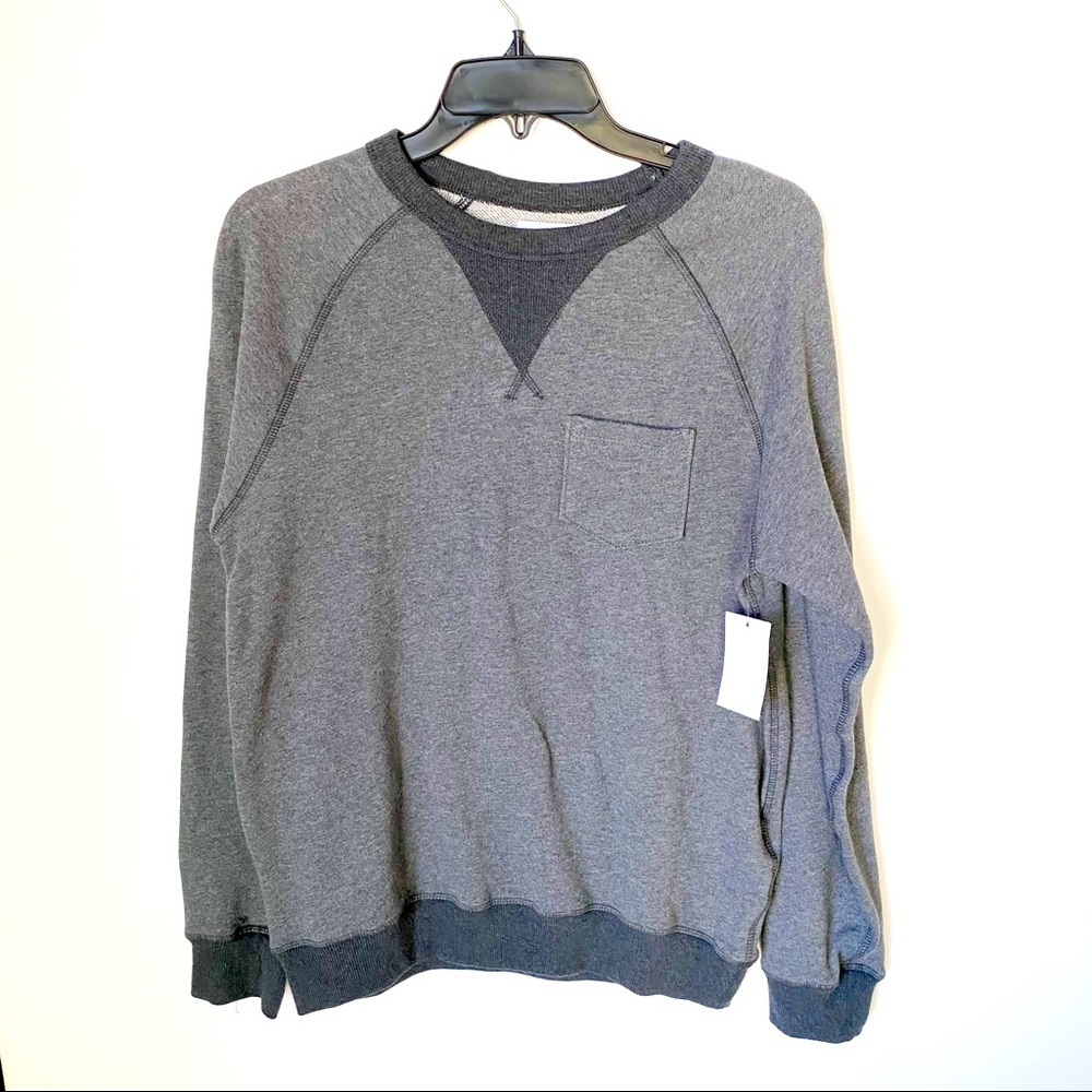 Vestige grey size medium men’s sweater